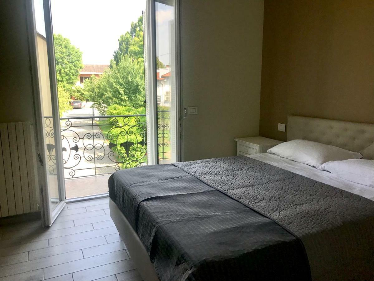 L'Infinito Residence Castelvetro Piacentino Εξωτερικό φωτογραφία