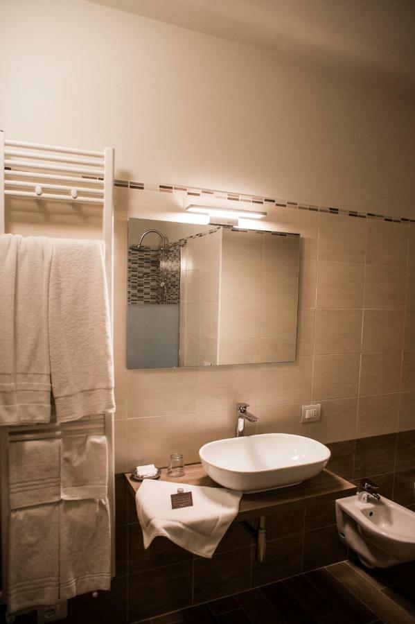 L'Infinito Residence Castelvetro Piacentino Εξωτερικό φωτογραφία